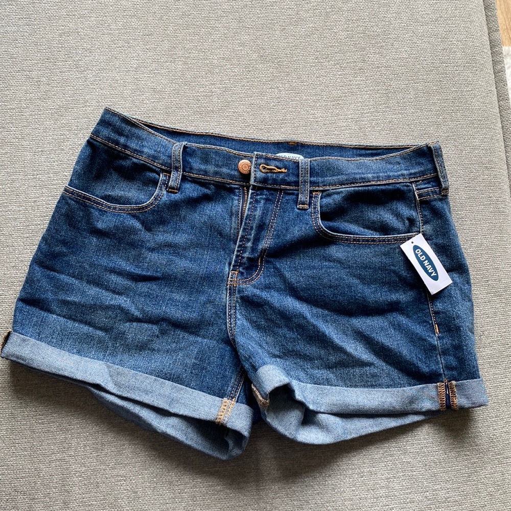 NWT Old Navy Jean Shorts Size 6